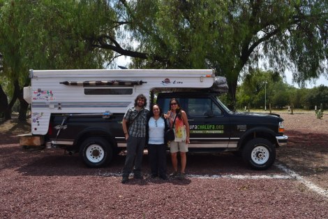 Con la aruqóloga Elba, que se portó un 7