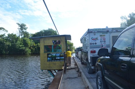 Ferry a mano, rumbo a Copper Bank