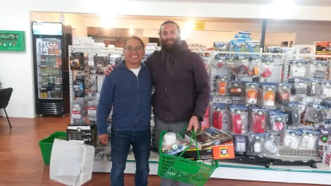 Felices y agradecidos por el trueque!